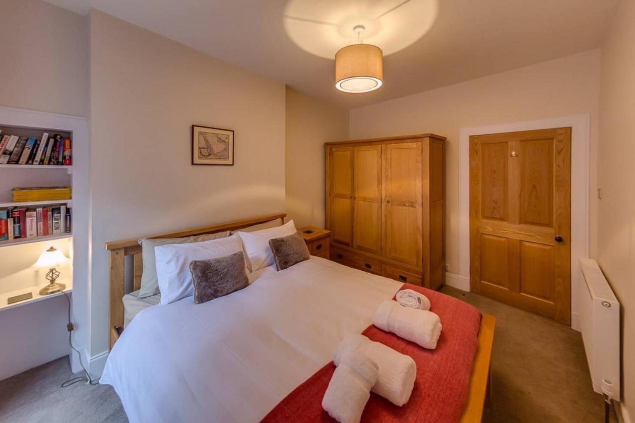 Joivy Stylish Apt In Trendy New Town Location Edimburgo Exterior foto