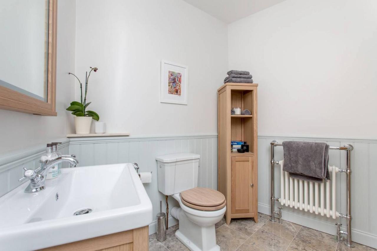 Joivy Stylish Apt In Trendy New Town Location Edimburgo Exterior foto